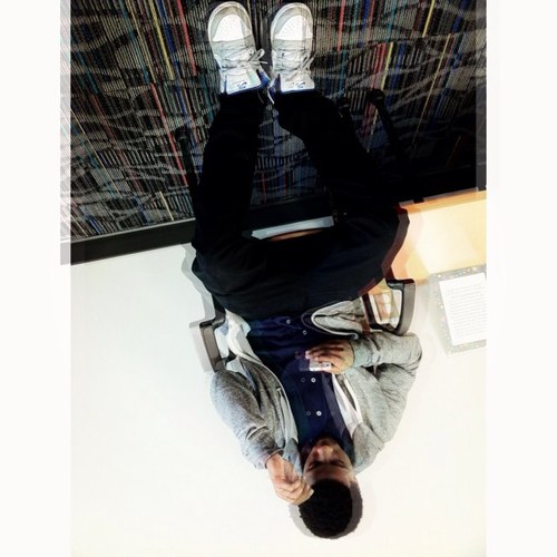 #FaxSquad  Dont Reach. yeen gotta be a dope boy to have money.