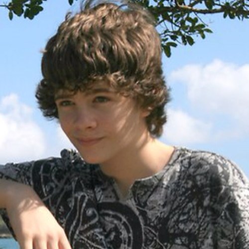 Iv4nCollins's profile picture. Torchwood,Doctor Who,holby City etc... Im 15, I play football, Im welsh ^sort off^, some say im a nerd but i dont think i am... Follow me, i follow back :P