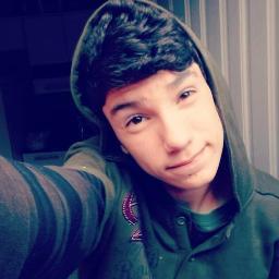 Sou mais um beta & fâ do @MCLON_OFICIAL haha, #SouTricolorDeCoração