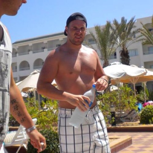 27, London Lad, Tattoo's, Piercings, Nandos, Cars, Motorbikes.