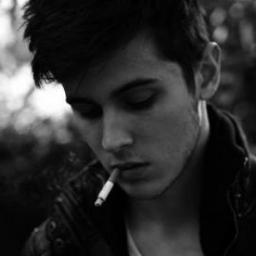 AXLSODI's profile picture. Buscando alternativas...