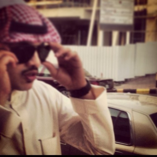ليس كل مآ اكتبه كلمات رآقت لي .. قد اكون شئ وقد اكون اللاشئ , ولو التقيت بَ 39 يشبهني ، س أُردد انا اختلف وكفى ،، :)♥Kuwait