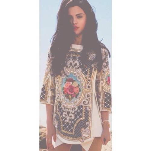 Free follow! Follow @irelandjdb and @bebebiebs (I'll follow back on both) ♡