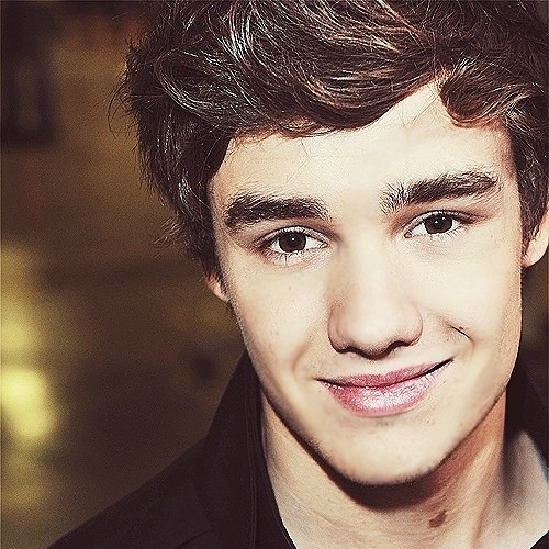 This account is for Liam's Birthday video xx Please send in pics . Deadline is 22nd of August x ✌