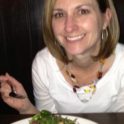 shannanreese's profile picture. Known for my superhuman ability to eat food and drink cocktails any time of the day or night. #FeedMediaPR