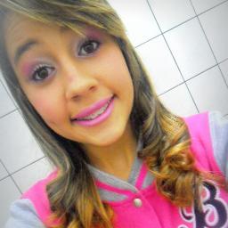 Quem muito julga, no fundo admira.
tumblr → http://t.co/MTlGVsSnbZ facebruik → http://t.co/kFjfg9t1Pc (ASSINEM)