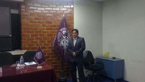 me llamo Dante soy docente trabajo en los colegios jhon nash, saco Oliveros, Pamer, me encanta la salsa .....