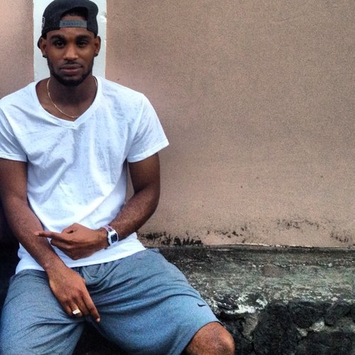 Always just coolin...doing me...either you feel me or you don't...#humble #blackisbeautiful #jahbless