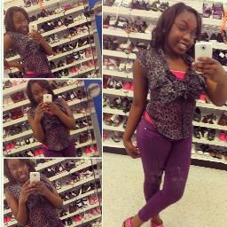 Kik me : darcenialewis | LONER ~♥ | blessed (: 
follow me on IG: godsproperty_x . | i follows back :) | FMOT to ♥