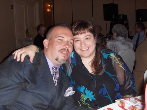 Artistic, fun loving, wife and mom!