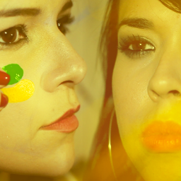 Maria & Talita: Produzido por JAMBA. novo clipe http://t.co/9HAPS419fu