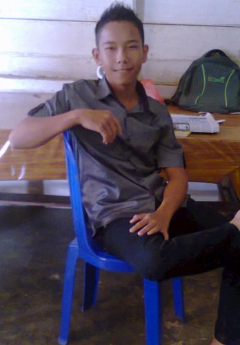 ArnoldSiahaan_'s profile picture. PIN : 57257E5A

 Aku hanya ingin hidup seperti awan.