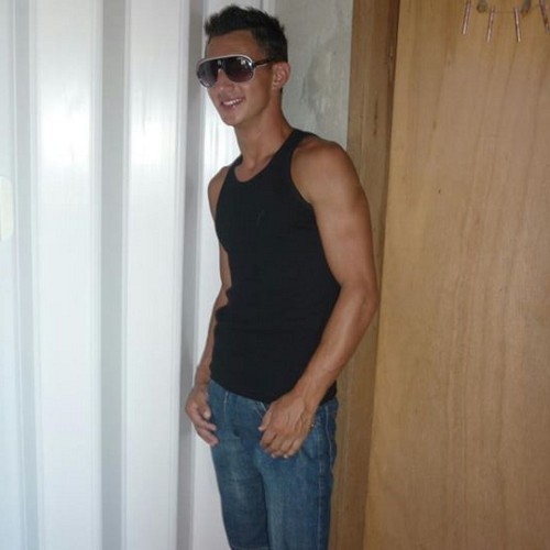 DiegoFarias_12's profile picture. 