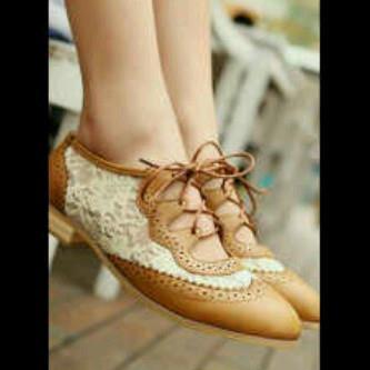 Kami menyediakan berbagai macam sepatu wanita dengan harga terjangkau dan berkualitas. Yooookk di order sista :) ☎083821036759