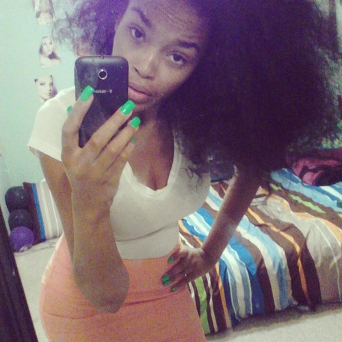 Living that #collegelife! :)   Follow me on insta @theayaijahloud