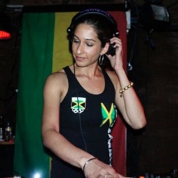 Melbourne architect, reggae and dancehall selector and ashtanga yoga practitioner.