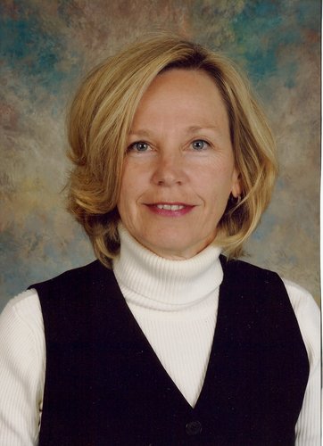 Teacher at Sawmills Kindergarten I enjoy reading, gardening , and keeping in touch with friends.