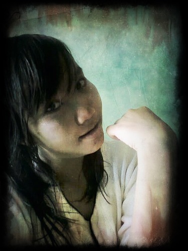 Nilam_Puspita1's profile picture. I follow you, you must come with me. Be nice to me, then I will be kind to you. Be friend me then (http://t.co/HrBvOmX7QN)