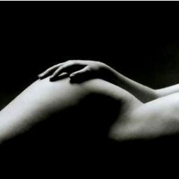 Dedicados a complacer tu fantasía más secreta, con las mejores chicas y un trato insuperable