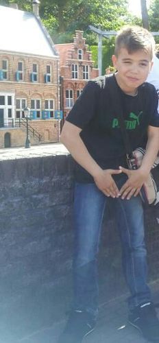 Follow @ismo_music