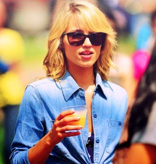 RavishingVenus's profile picture. You better be careful who you fall in love with, it might turn out more dangerous then you would ever think. [RP/Witch/OC/MC/]