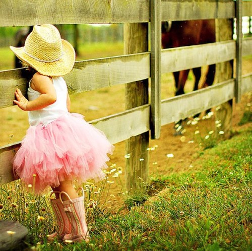 Best friends. Nerds. Brunettes. College students. From our down home roots to our cowboy boots; were country. Yes, there is 2 of us. (: