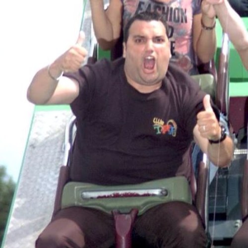 fdelhomez's profile picture. Fan de parcs et surtout de coasters, travaille pour Micromania, je passe mon temps dans les parcs de loisirs pour vous! Suivez moi, je follow back ;-)