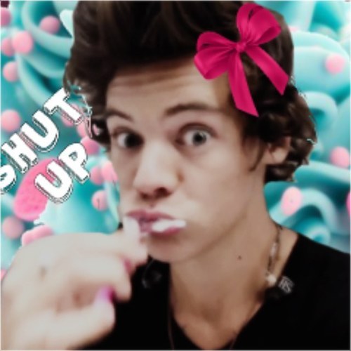 @bewithliam kindly just gave you a free follow so go and follow her please