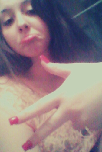 Ask me questions: http://t.co/i0Y1YHiszl   KIK: _gracieamara   INSTA: gracie_amaraa #pisces #follow4follow