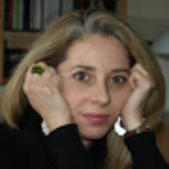 escritora novela histórica:El ascenso de Pericles,Bajo el cielo  de Alejandría, Cuando fuimos dioses, Los hijos del senador, El jugador de ajedrez
