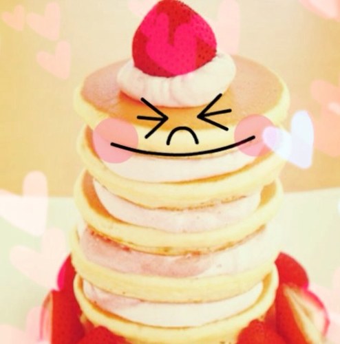 おとこのこ！♡よくおんなのこにまちがえられちゃうの(´｡･о･｡`)♡ほっとけーきみっくす♡ふらいぱん♡めいぷるしろっぷ♡ばたー♡
たくさんたべて(   ･ᴗ･ )⚐⚑⚐