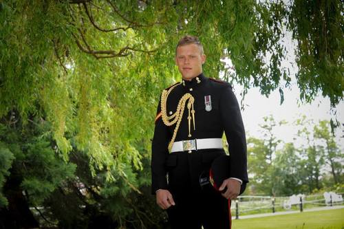 thomowxm's profile picture. 