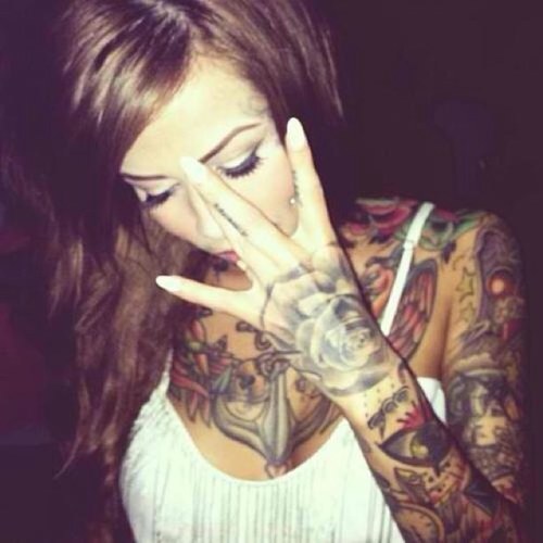 #FRESHTRAIN #TITYFOLLOWTRAIN #TeamFollowBack #TittyTuesday #Follow