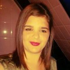 Zoey | 21 jaar | Financiële Administratie | Love Daniel |