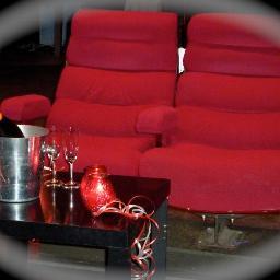 Geef je (kinder)feestje/bruiloft/verjaardag/ bij ons in Club Cinema Amsterdam. Wij beschikken over een limonadefontein, springkussen, PriveBios Catwalk en meer.