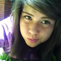 Hola :) soy #Hunter, Ryan,La tía Neida,la tía Margie,Miguelito,Mauricio,Sammi, Alecssa,Natalia & Carlos me siguen.
#Sigueme y te #sigo