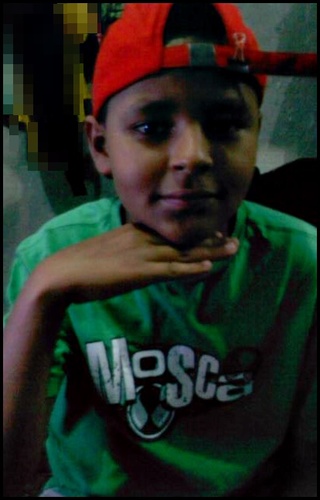 , Queem Naceu Para Brilhar, Brilha Ate Na Escuridãoo! Facebook=http://t.co/t0Otnzi7iB