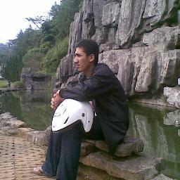 Iman seseorang hamba Allah tidak akan lurus sebelum hatinya lurus, dan hatinya tidak akan lurus sebelum lidahnya lurus (H.R. Ahmad)