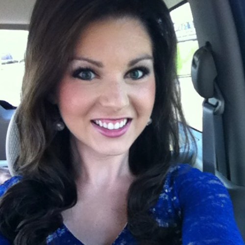 Caroline. Blessed. Loves the South, monograms, big hair, bling, health/fitness, baking, and the ones I hold close.  Romans 8:28.