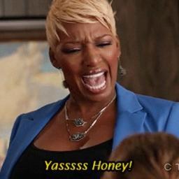 That cunty black women inside all of that tells it EXACTLY how it is #NoFilter
