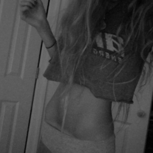 only ever wished to be the skinny friend.
weight: 117 lbs
goal weight: 94 lbs