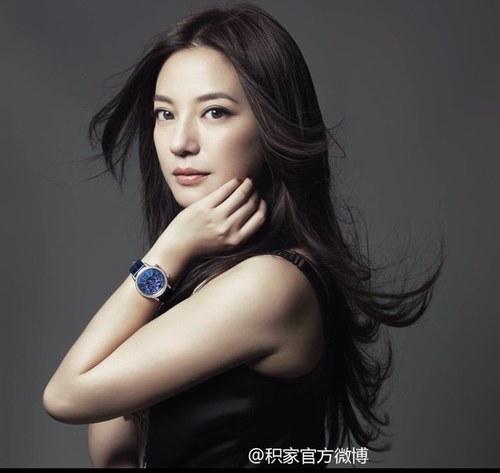 The queen of the beauty Zhao wei Admin A,C,T .Instagram : iTasyaaa