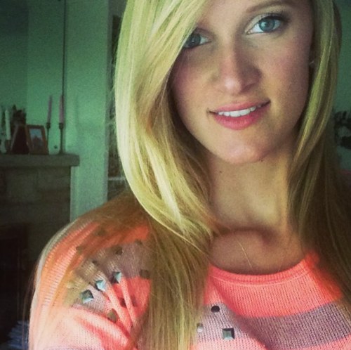 reidelizabeth23's profile picture. 