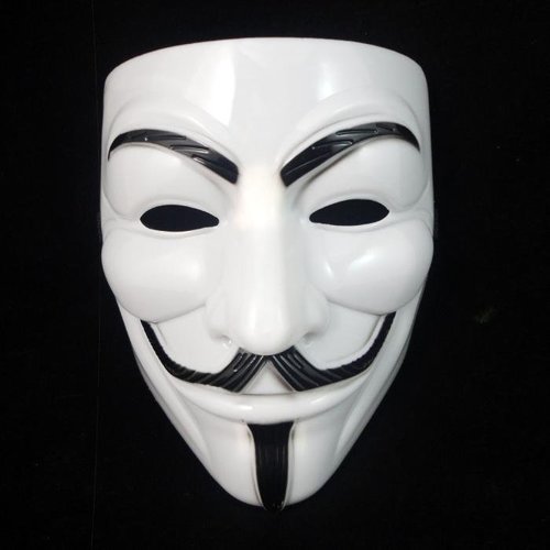 ‏‏‏‏‏‏‏انا المتنكر ، كل تغريدة تمثل شخص انا متنكر بشخصيته ، لأننا نحب التنكر ،كتاباتي من وحي افكاري، لو تابعتني حاتابعك