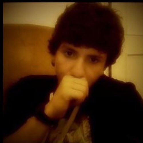 16 years // http://t.co/Aw5VdZpLUr // albanees