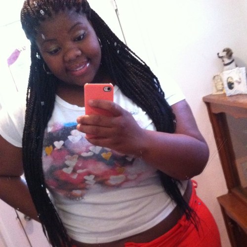 tay_6905 Profile Picture