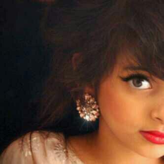 RoOon2222's profile picture. أنـا لست ملكــــةة جمــــاآل أنـا فقط جمـــيلةة كمـا أنـا
من مــــواليــــ1998ــــد أنشئت حسابــي للتواصـــل فقط لا غــير¡¡
                 @RoOon2222