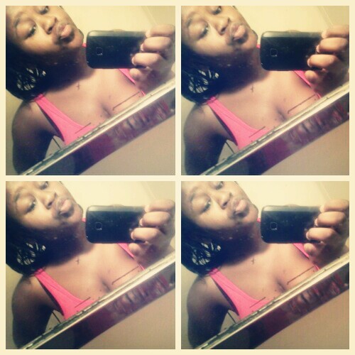 Ayee yuu Umm yea You ? Stop Wyd And Follow me 3 ill follow back