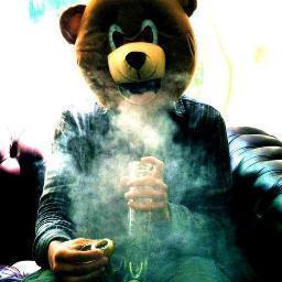 para FollowBack denme follow y luego hagan una mencion ; PTY )