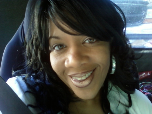 A single mom of 4 loving children striving 4 success with a positive attitude!Loving my life 2 da fullest! Stayin Productive, Motivated & Determined!! KIIDS!!